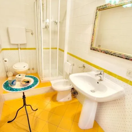 Paradiso Casa de hóspedes 3*