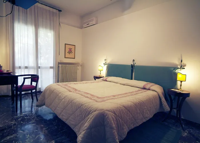 Paradiso Konukevi Faenza